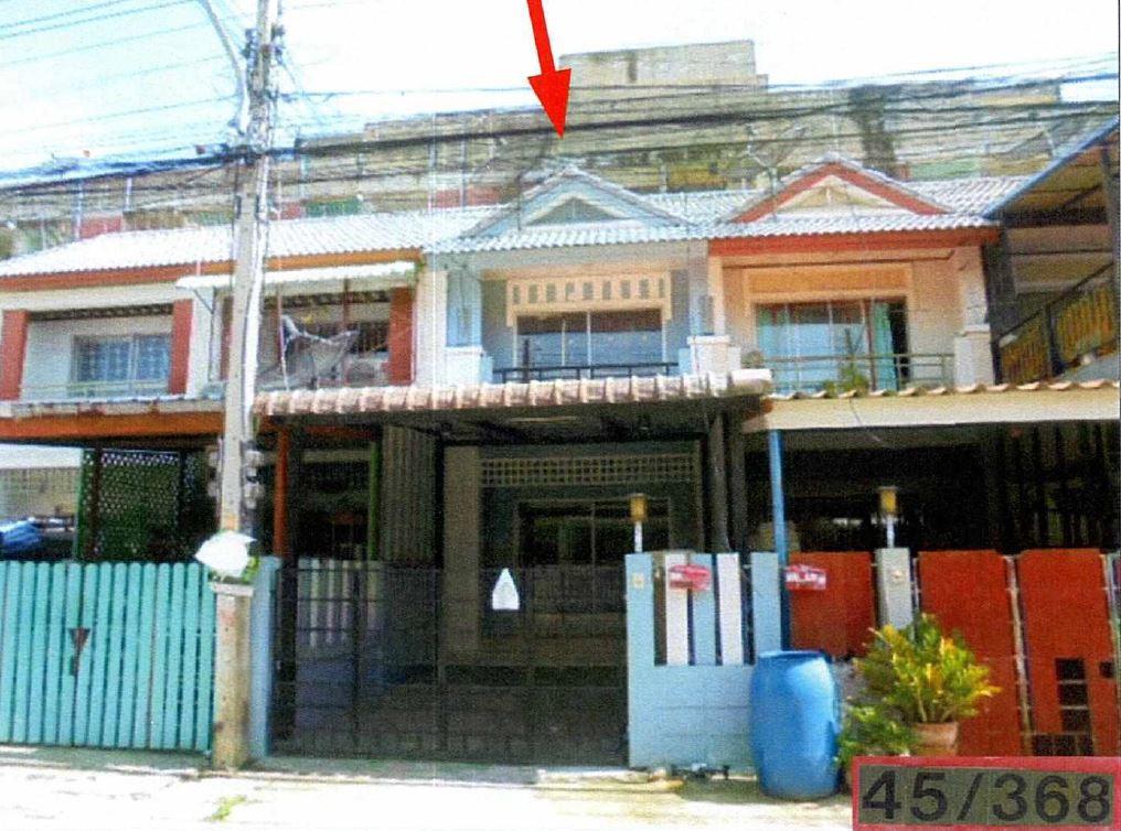 ทรัพย์สถาบันโดย GHB ทาวน์เฮาส์ แหลมทอง 